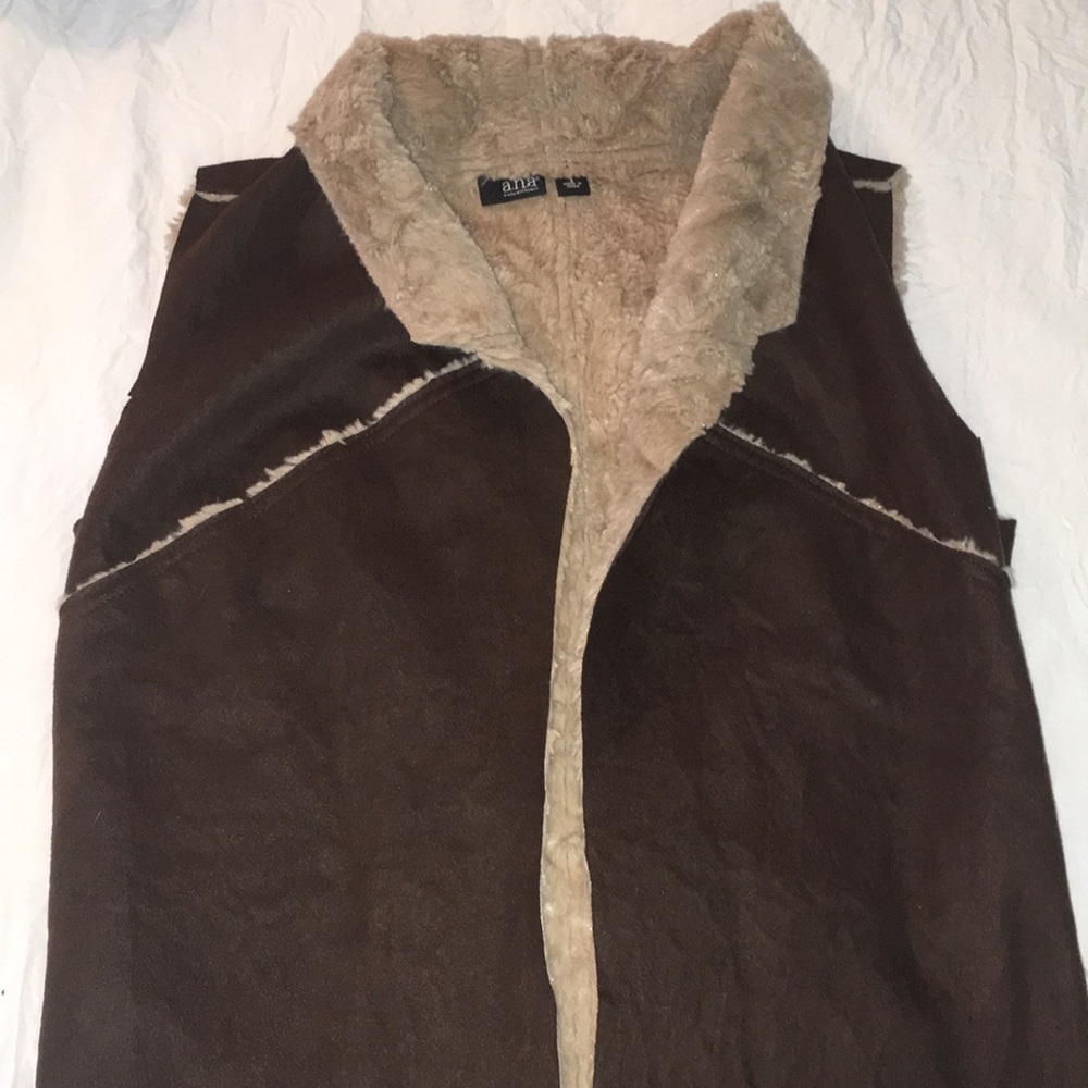 Boutique Brown fur and suede vest